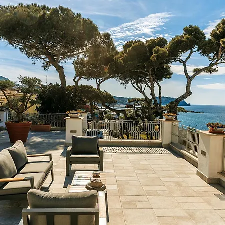 Hotel La Madonnina-2